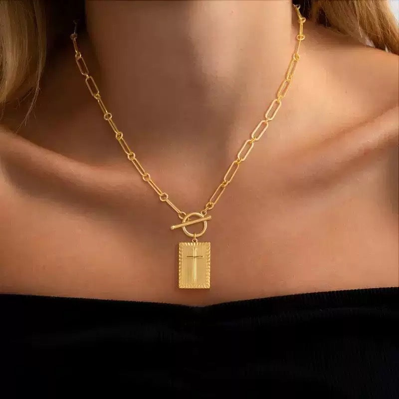 Retro Gold Cross Pendant Necklace with OT Buckle