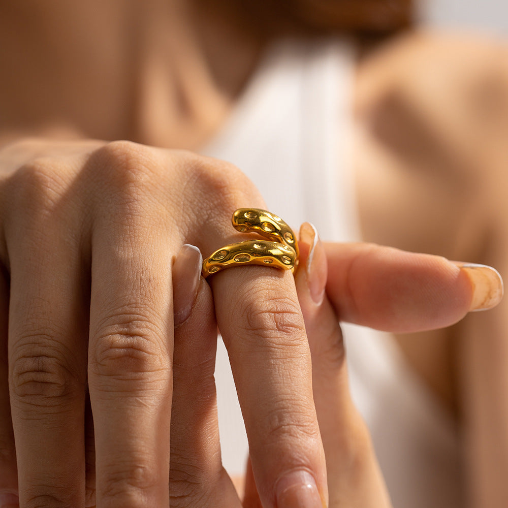 Retro Hammered Open Ring