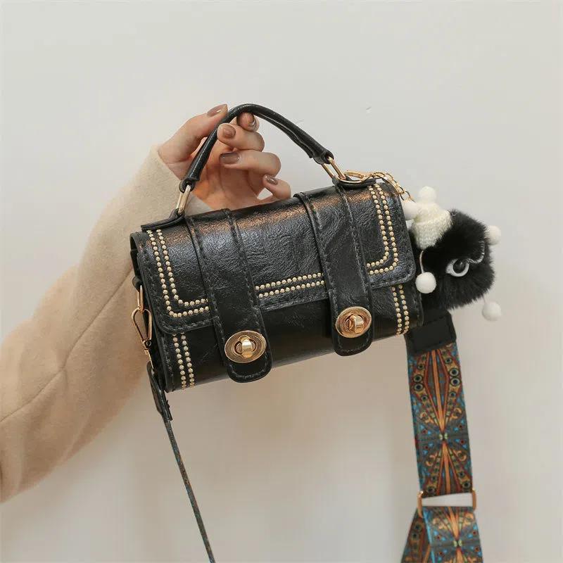 Retro handcrafted bag