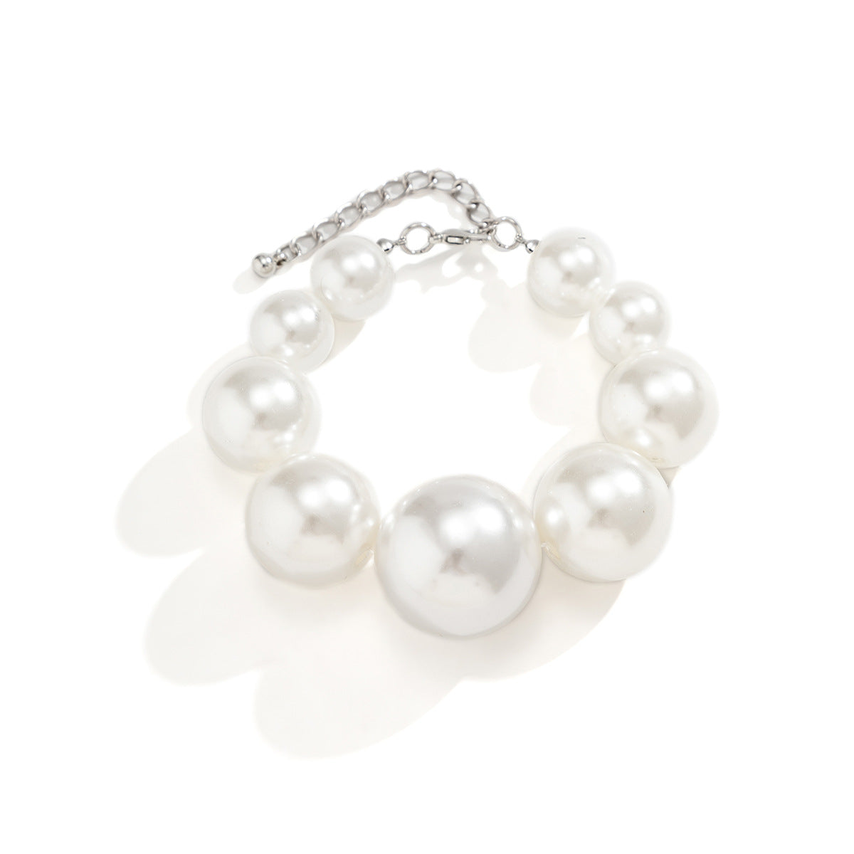 Retro imitation pearl beaded necklace