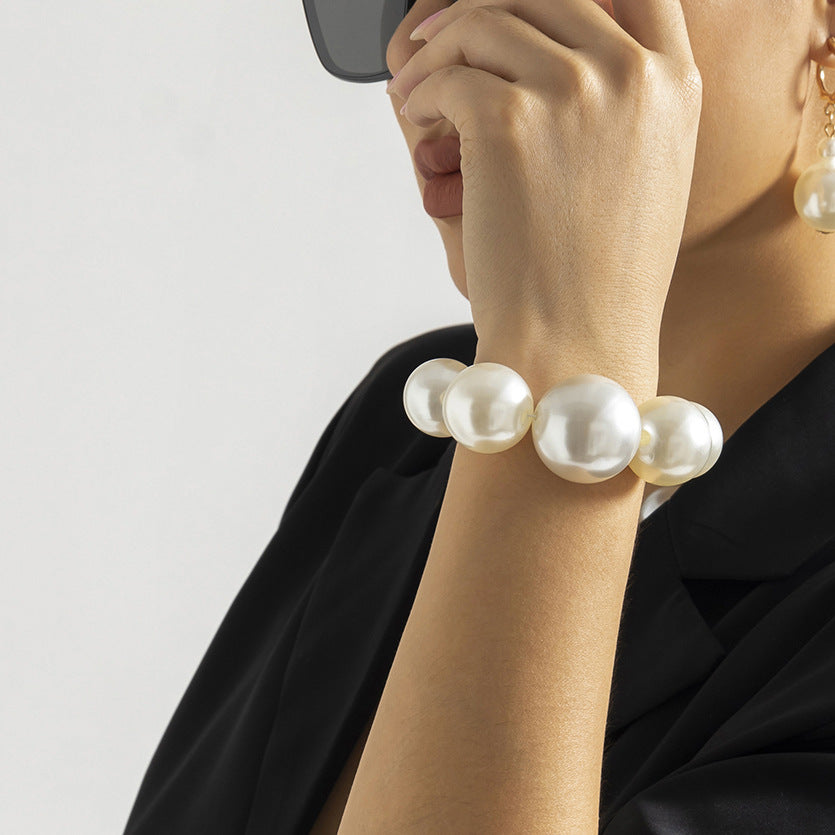 Retro imitation pearl beaded necklace