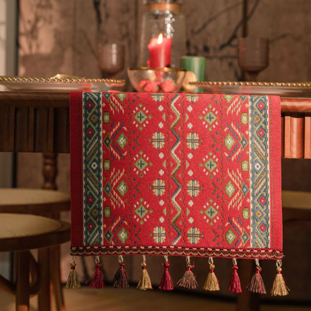 Retro Jacquard Table Cloth with Decorative Tassels