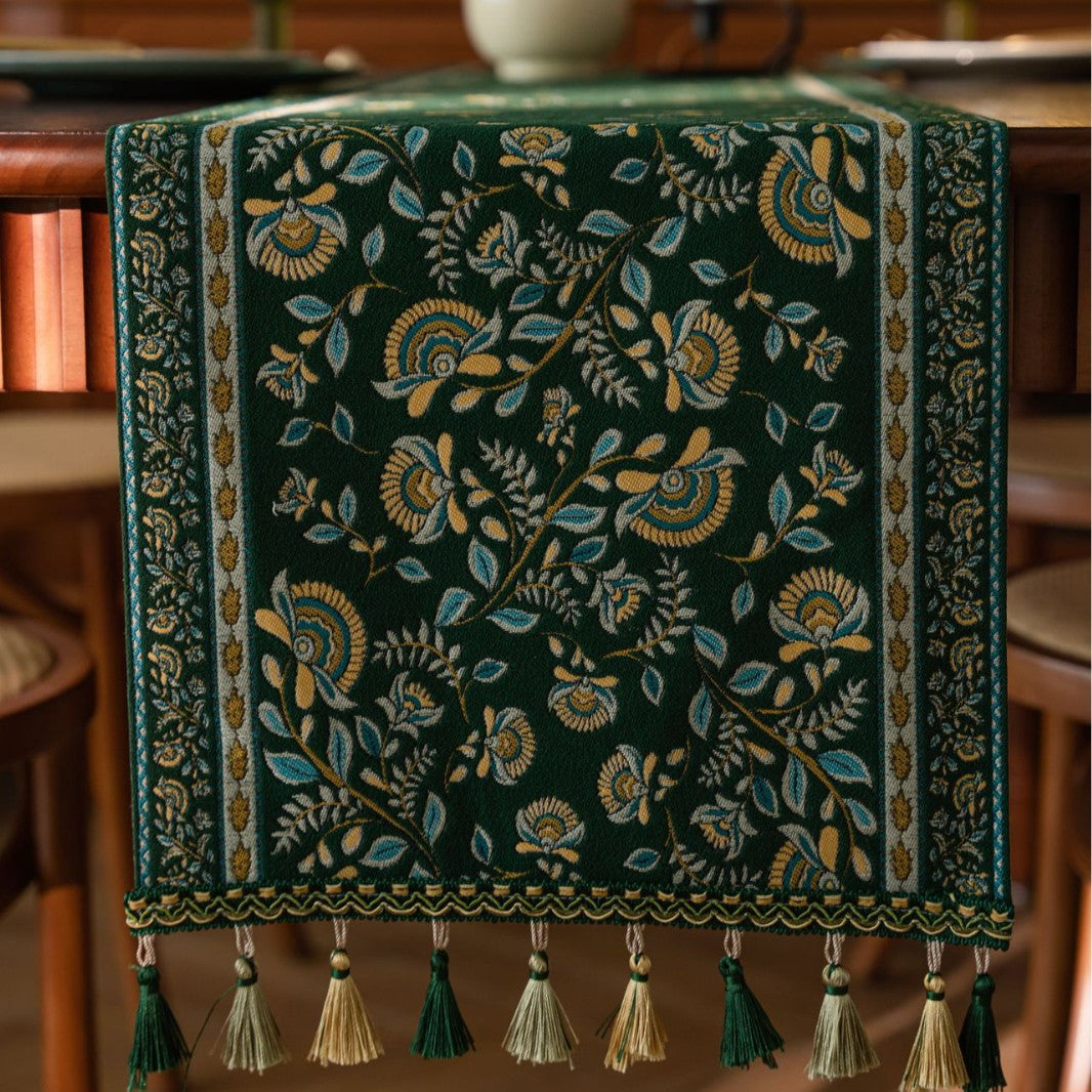 Retro Jacquard Table Cloth with Decorative Tassels