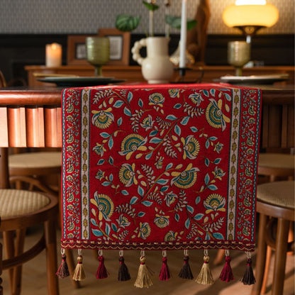 Retro Jacquard Table Cloth with Decorative Tassels