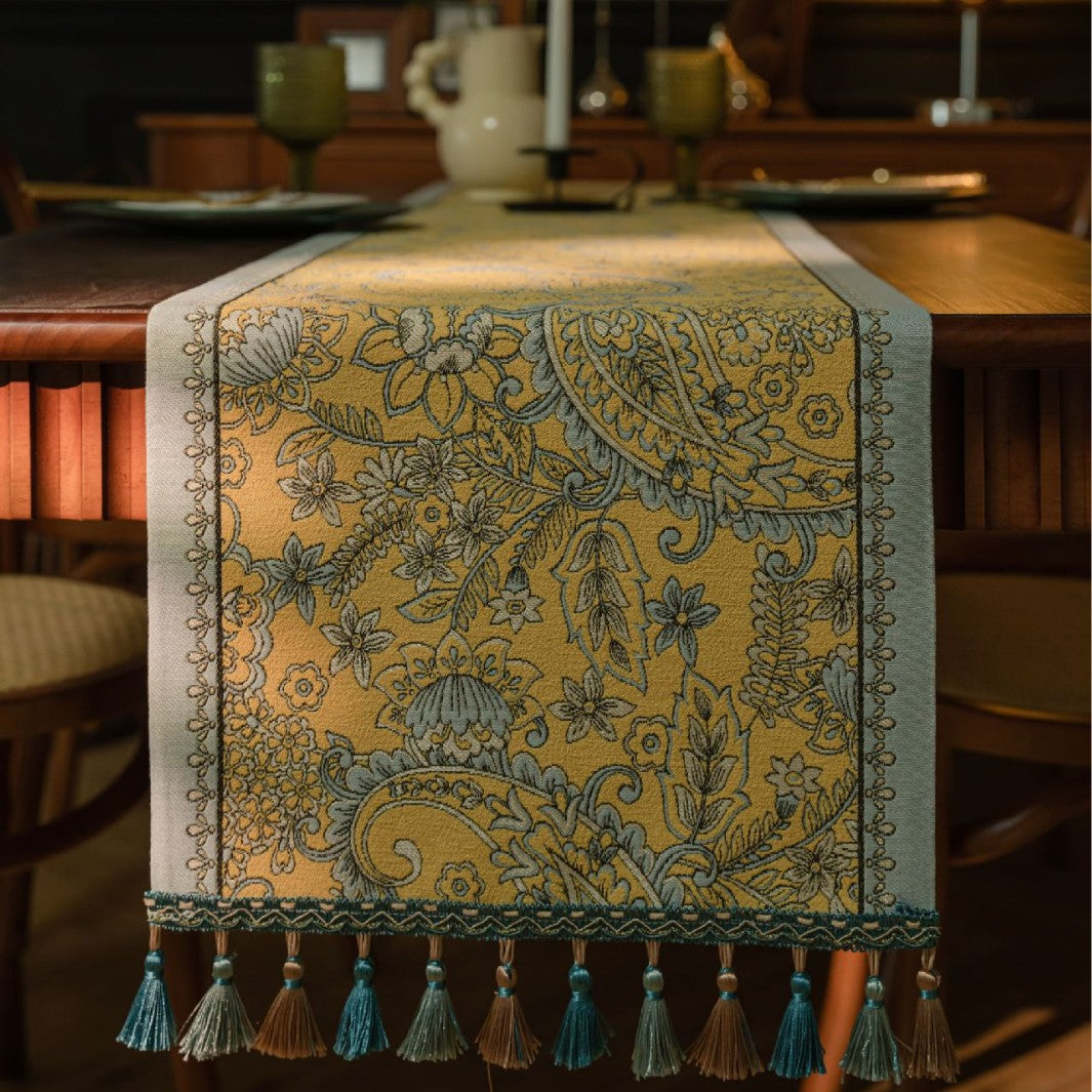 Retro Jacquard Table Cloth with Decorative Tassels