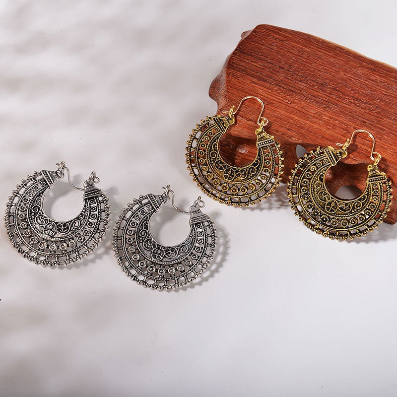 Retro Mandala Floral Carved Metal Earrings