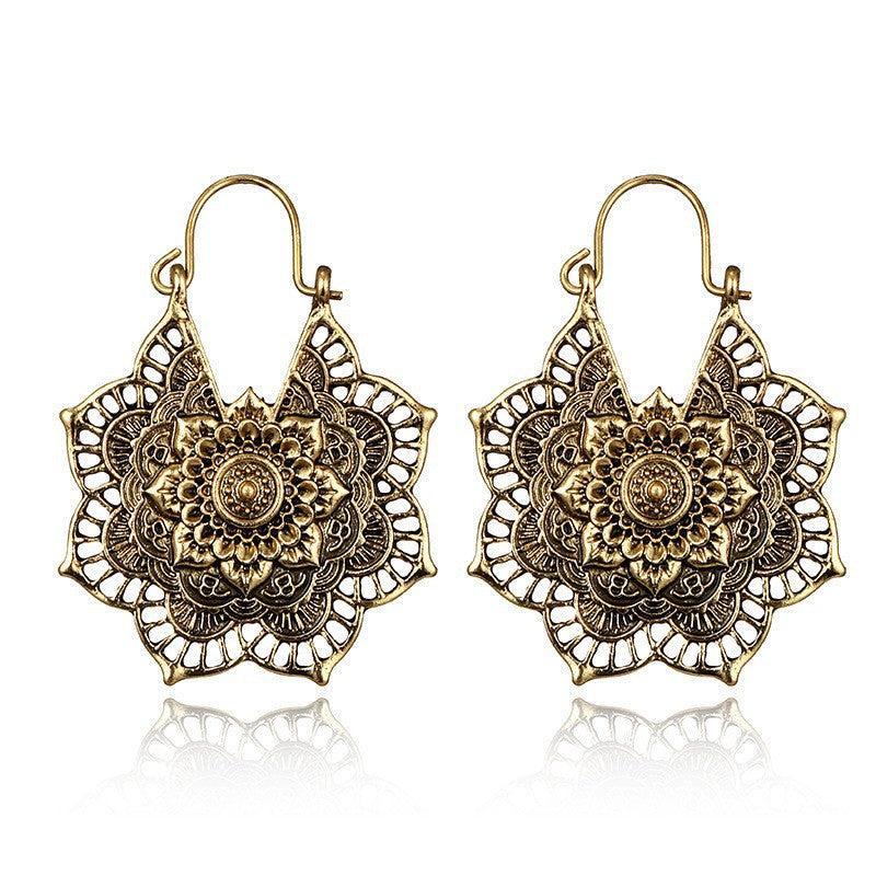 Retro Mandala Floral Carved Metal Earrings