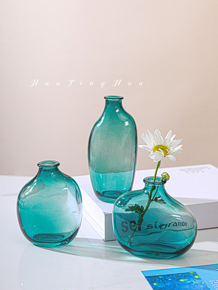 Retro Minimalist Irregular Vase
