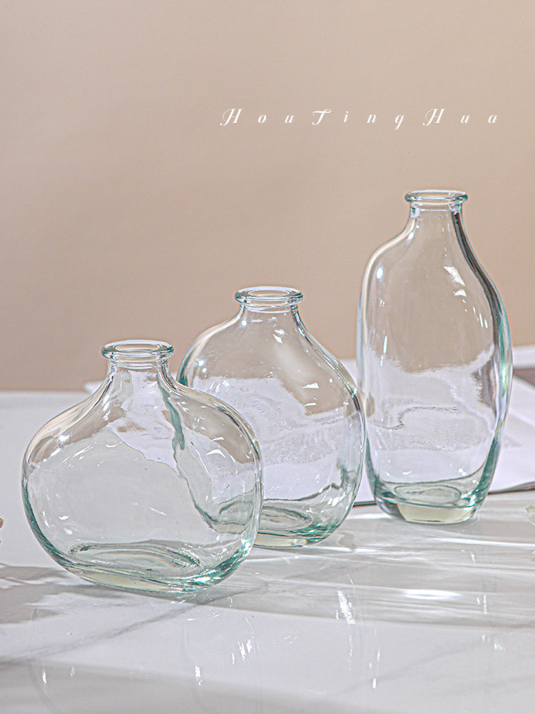 Retro Minimalist Irregular Vase