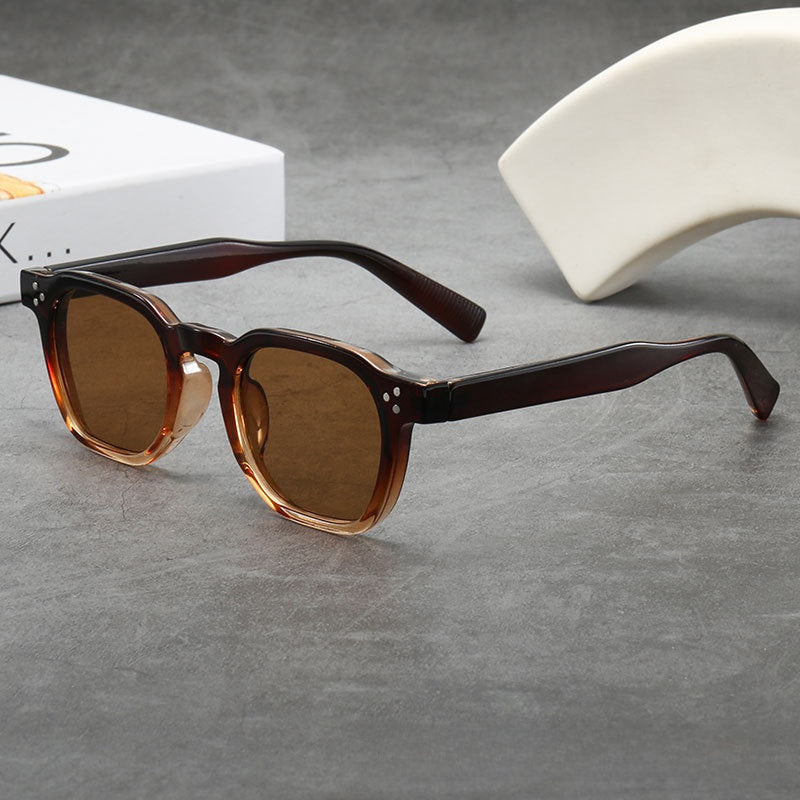 Retro Oval Frame Sunglasses