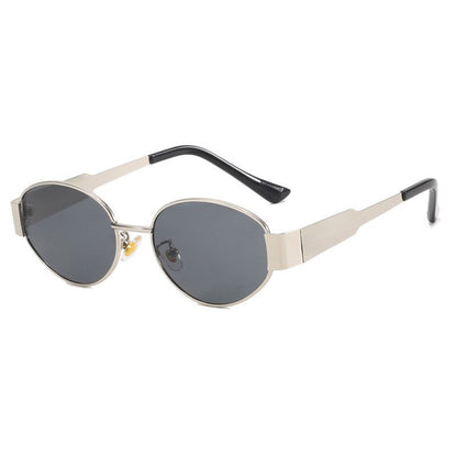 Retro oval-framed sunglasses