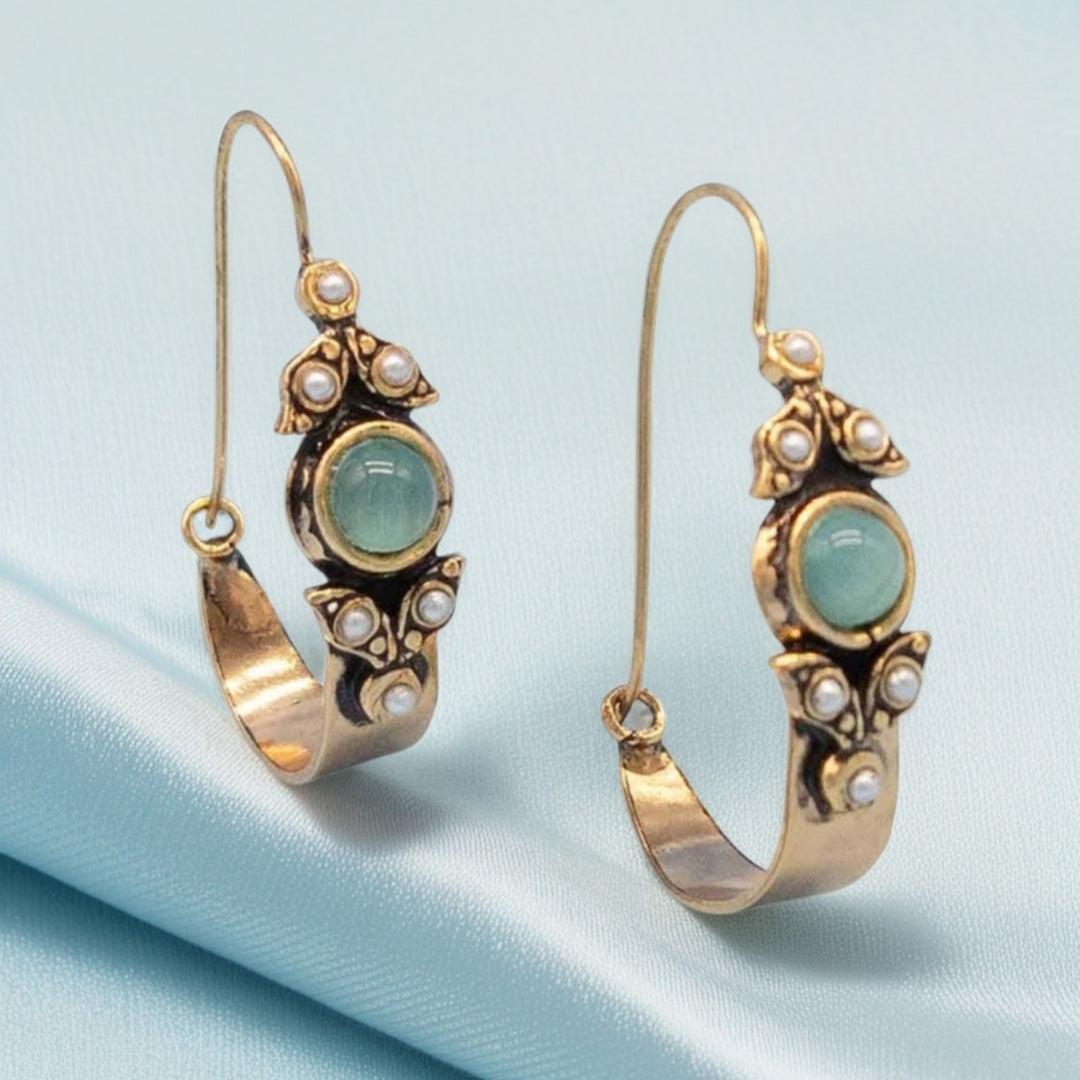 Retro Palace Style Emerald Pearl Earrings