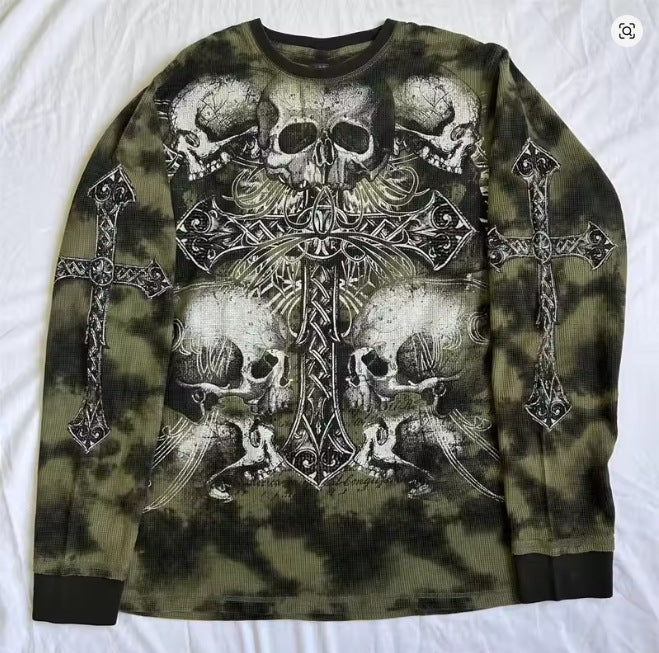 Retro-patterned short-sleeve top