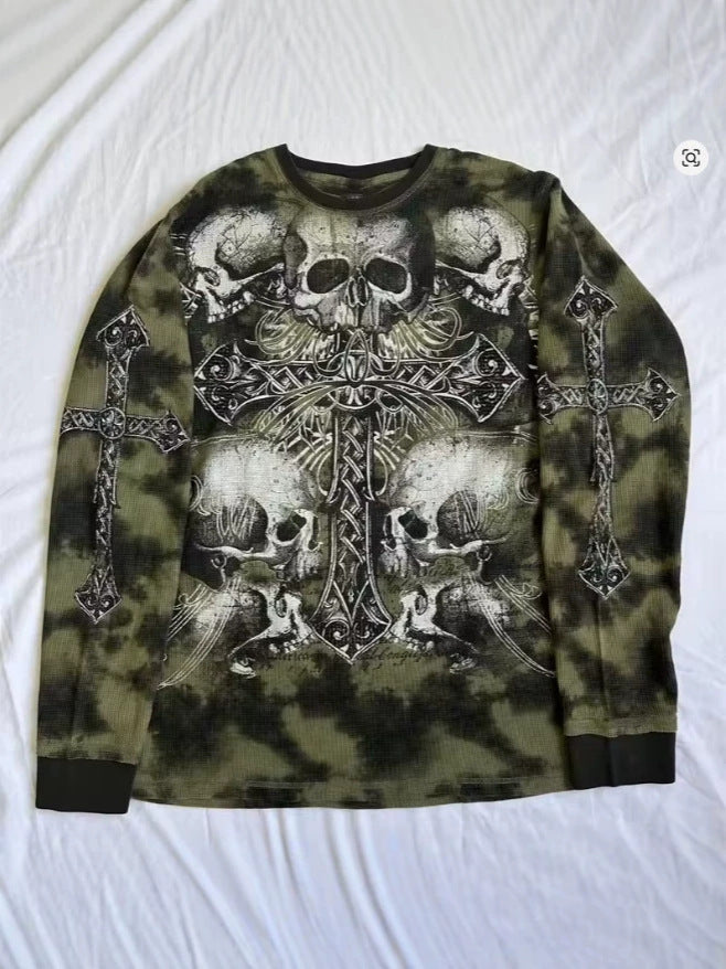 Retro-patterned short-sleeve top