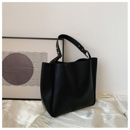 Retro PU Leather Bucket Bag