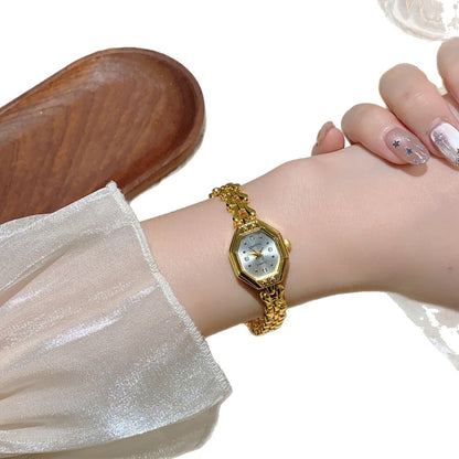 Retro Quartz Bracelet Watch