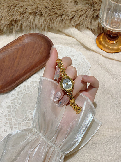 Retro Quartz Bracelet Watch