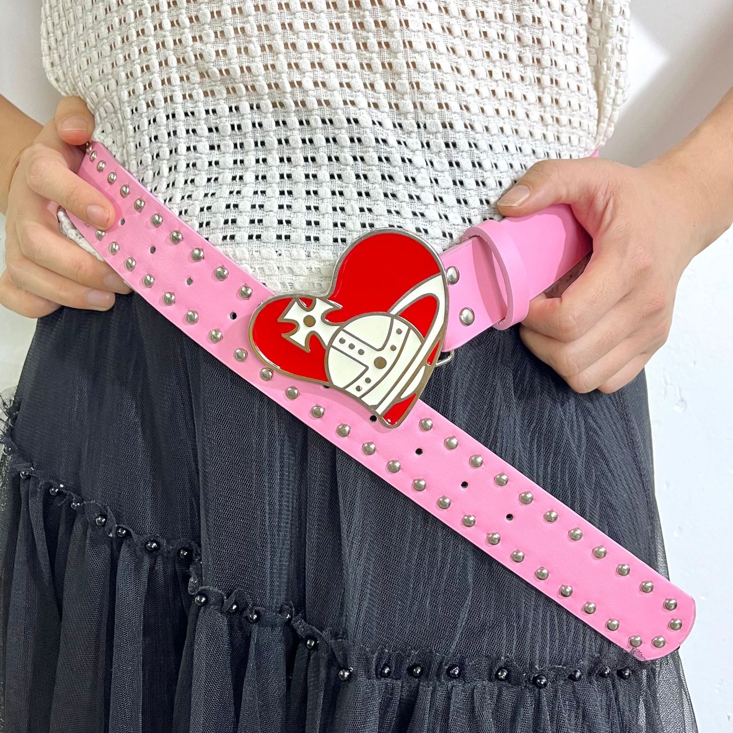 Retro red Saturn heart buckle decorated belt
