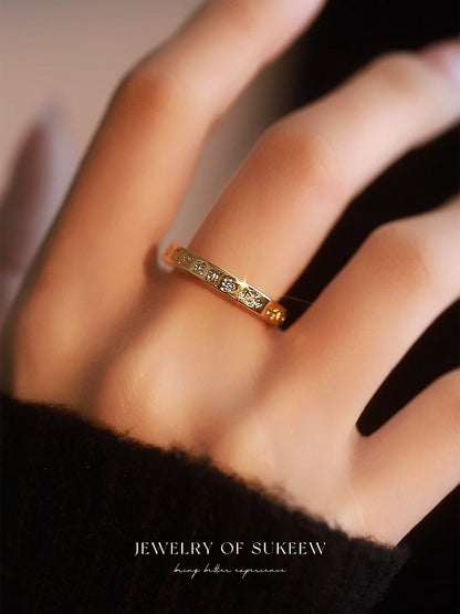 Retro Ring