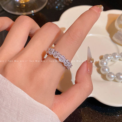 Retro Ring