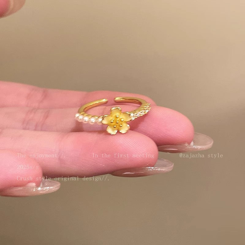 Retro Ring