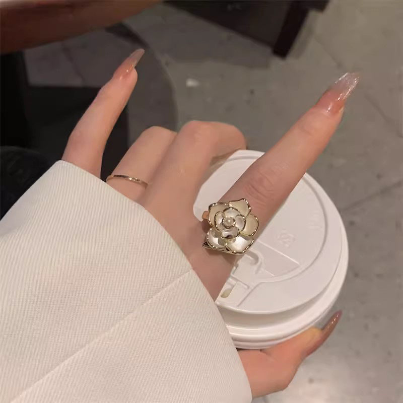 Retro Ring
