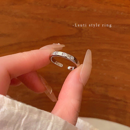 Retro Ring