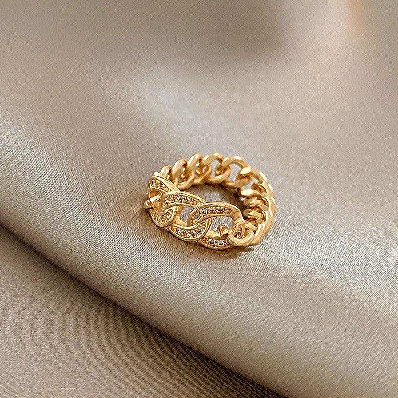 Retro Ring