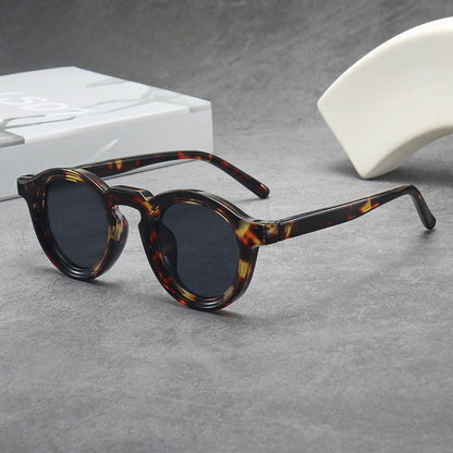 Retro Round Frame UV400 Sunglasses