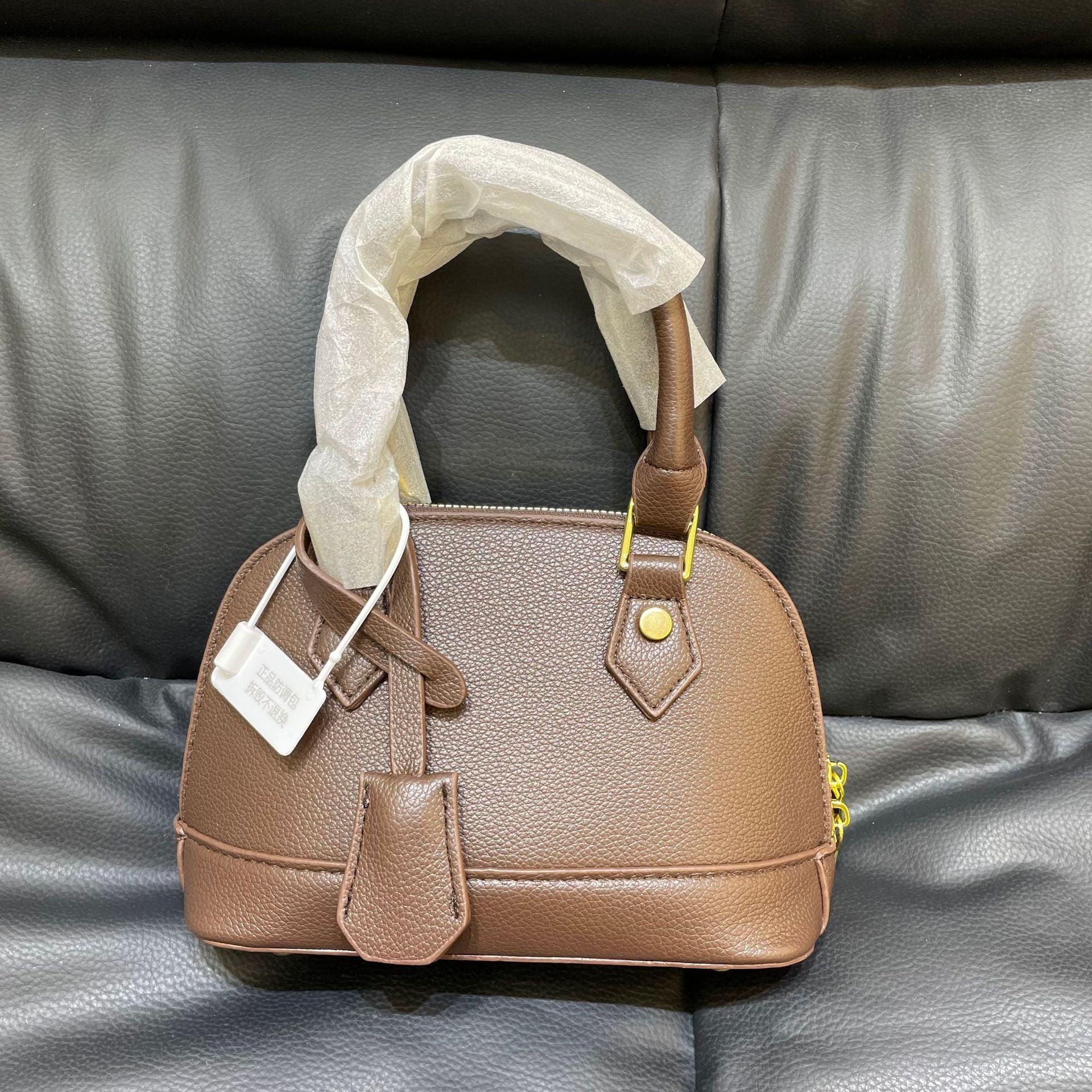 Retro Shell Crossbody Bag