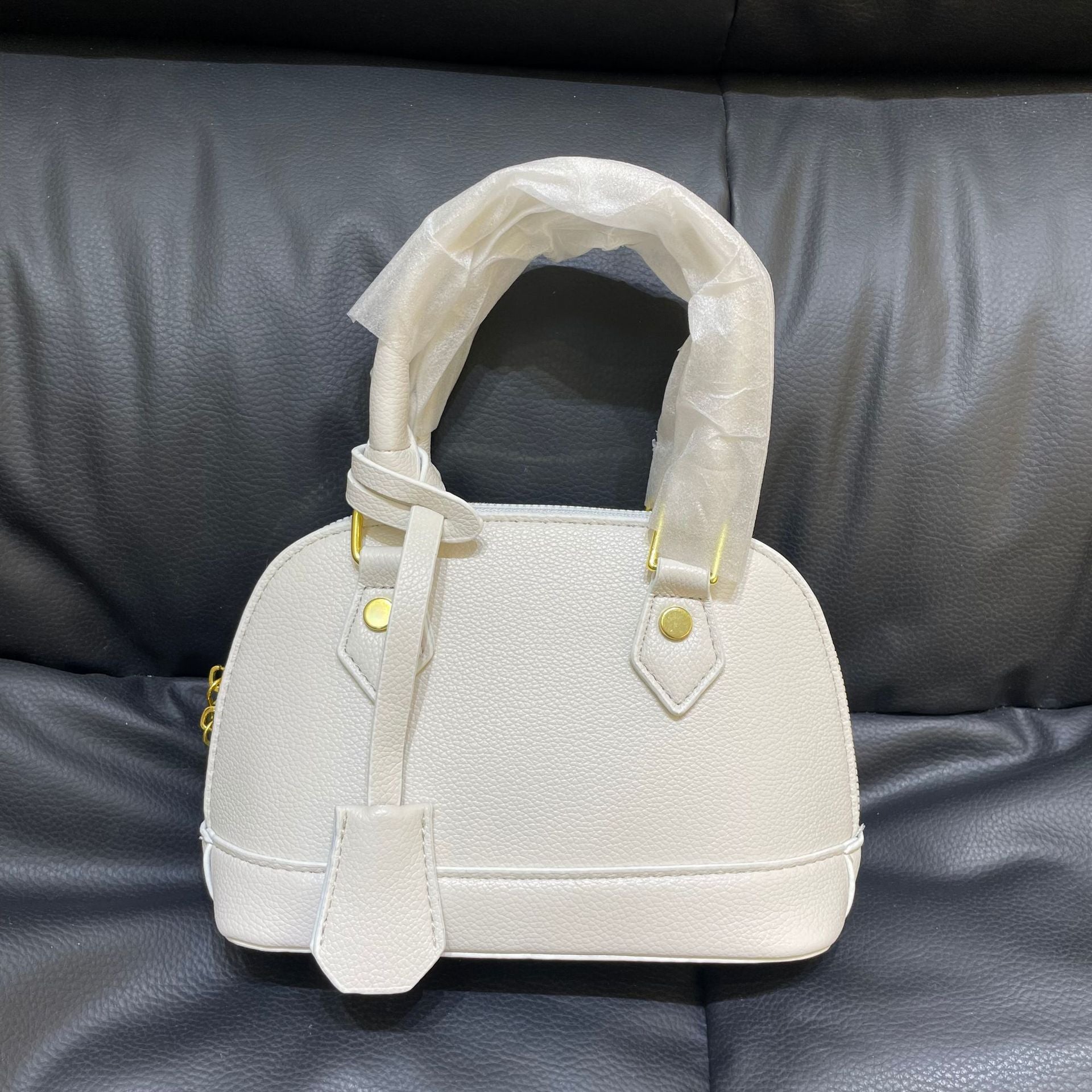 Retro Shell Crossbody Bag