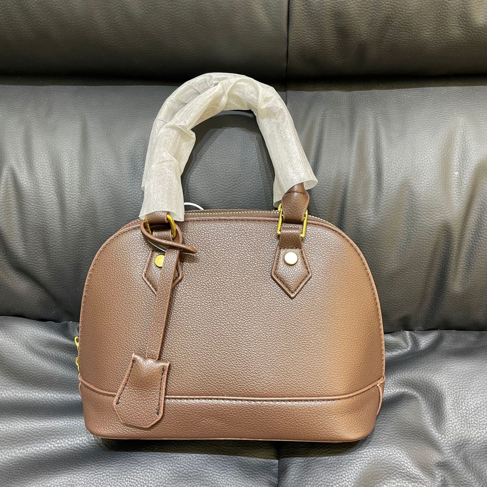 Retro Shell Crossbody Bag