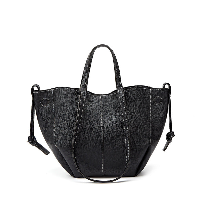 Retro Single Shoulder Armpit Bag Large Capacity Tote