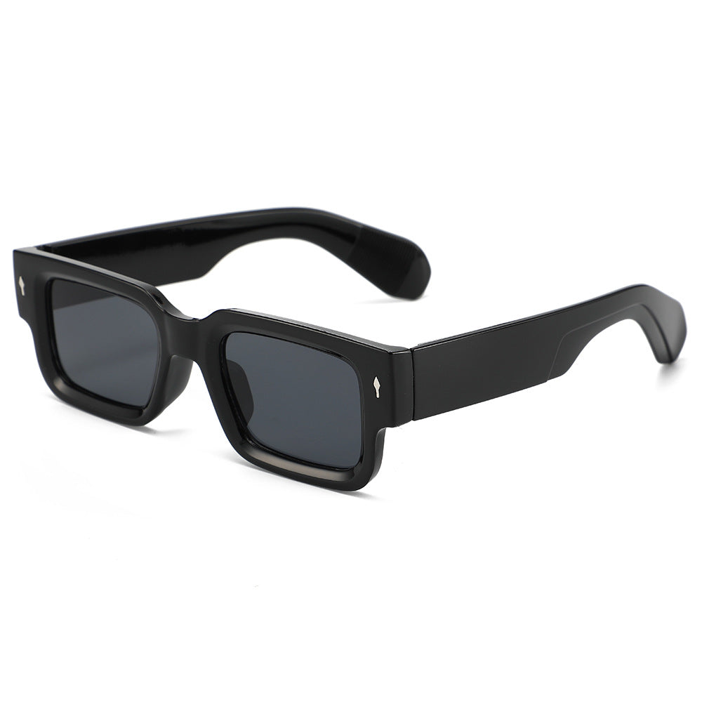 Retro square and simple sunglasses