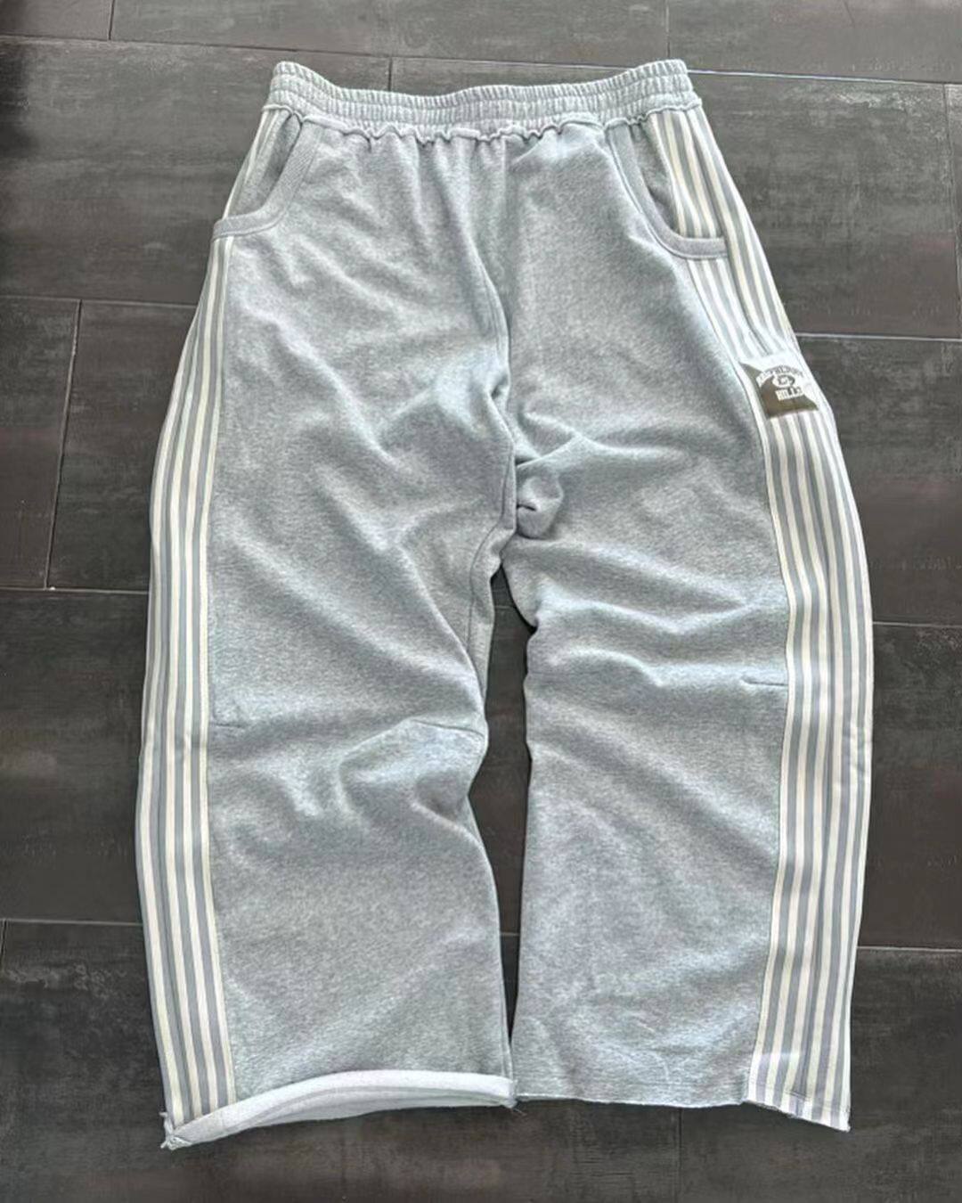 Retro sweatpants