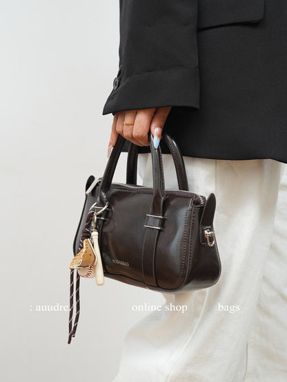 Retro Textured Women Handbag