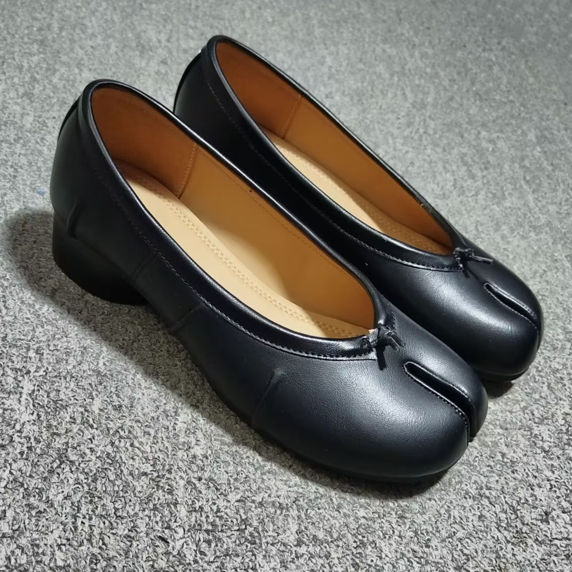 Retro Thick Heel Pleated Pig's Trotters Shoes