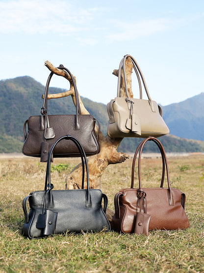 Retro trend leather bag