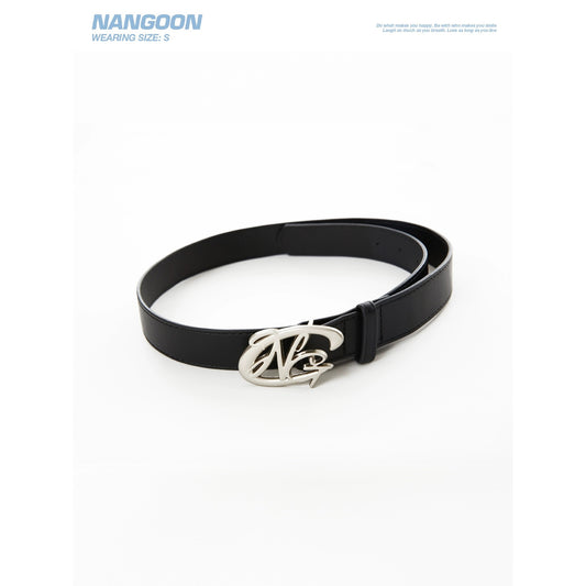 Retro versatile buttoned leather belt