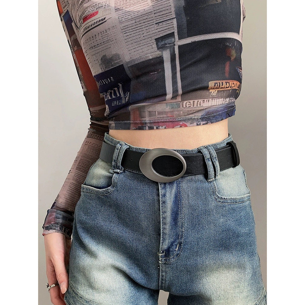 Retro versatile buttoned leather belt
