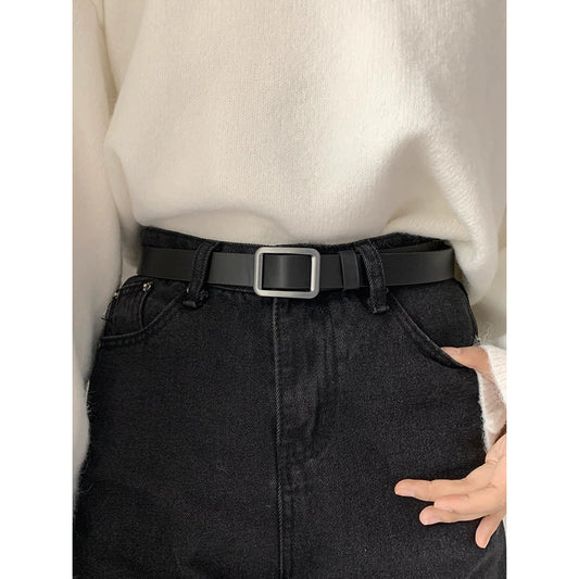 Retro versatile buttoned leather belt
