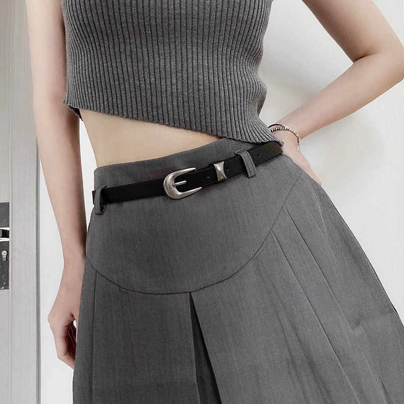 Retro versatile buttoned leather belt