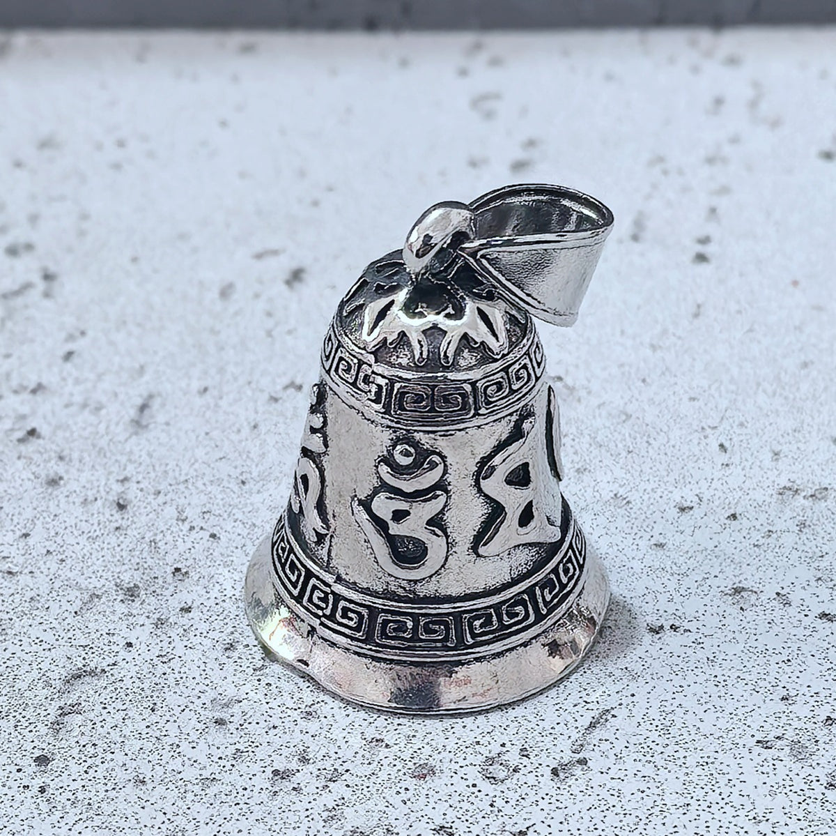 Retro Viking Warrior Head Pendant Necklace