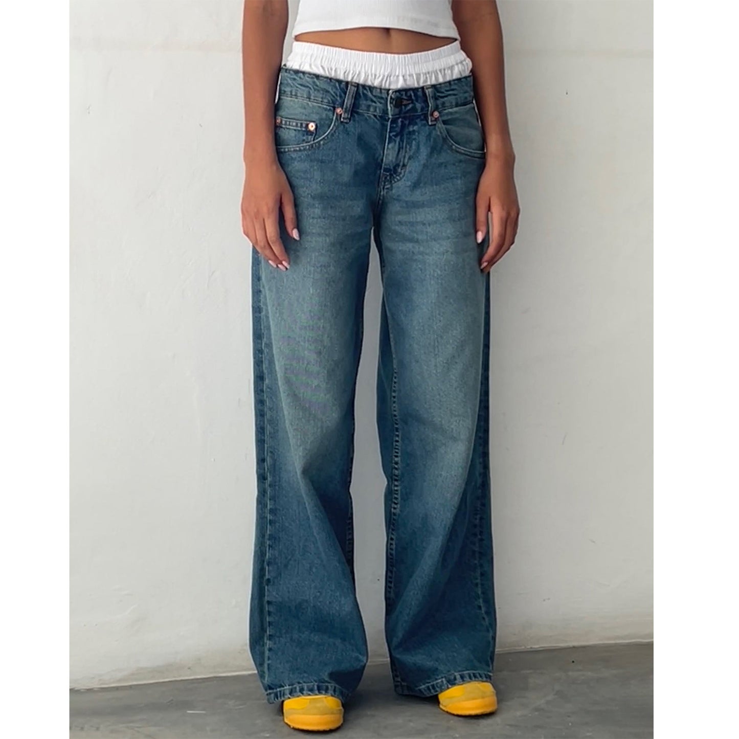 Retro Washed Straight Leg Women's Jeans