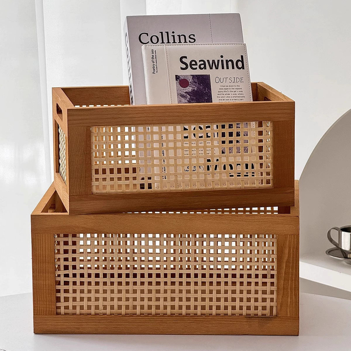 Retro wicker storage basket