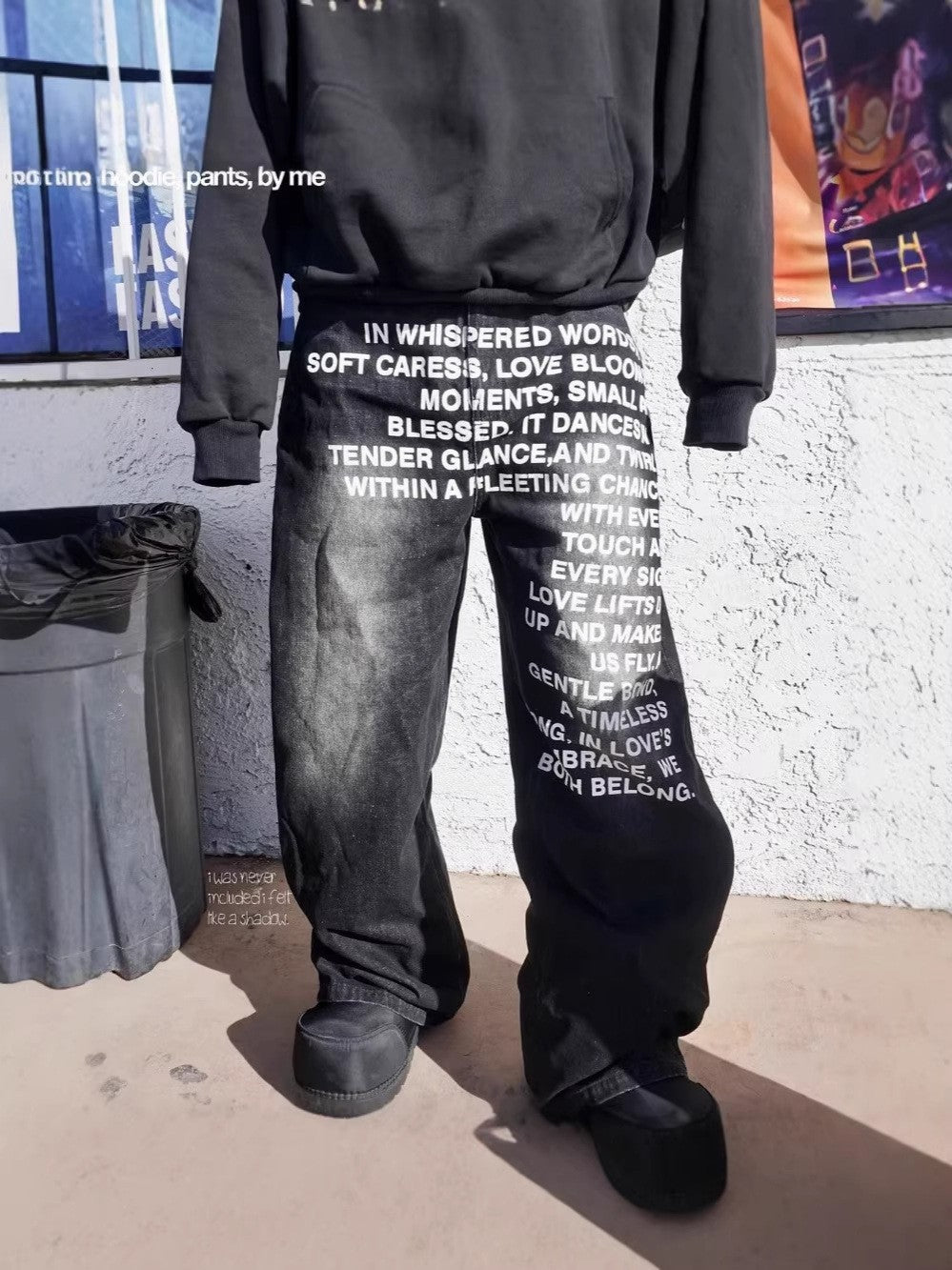 Retro Wide-Letter Printed Unisex Trousers