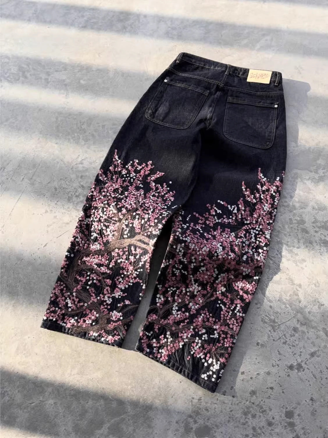 Retro Wide-Letter Printed Unisex Trousers