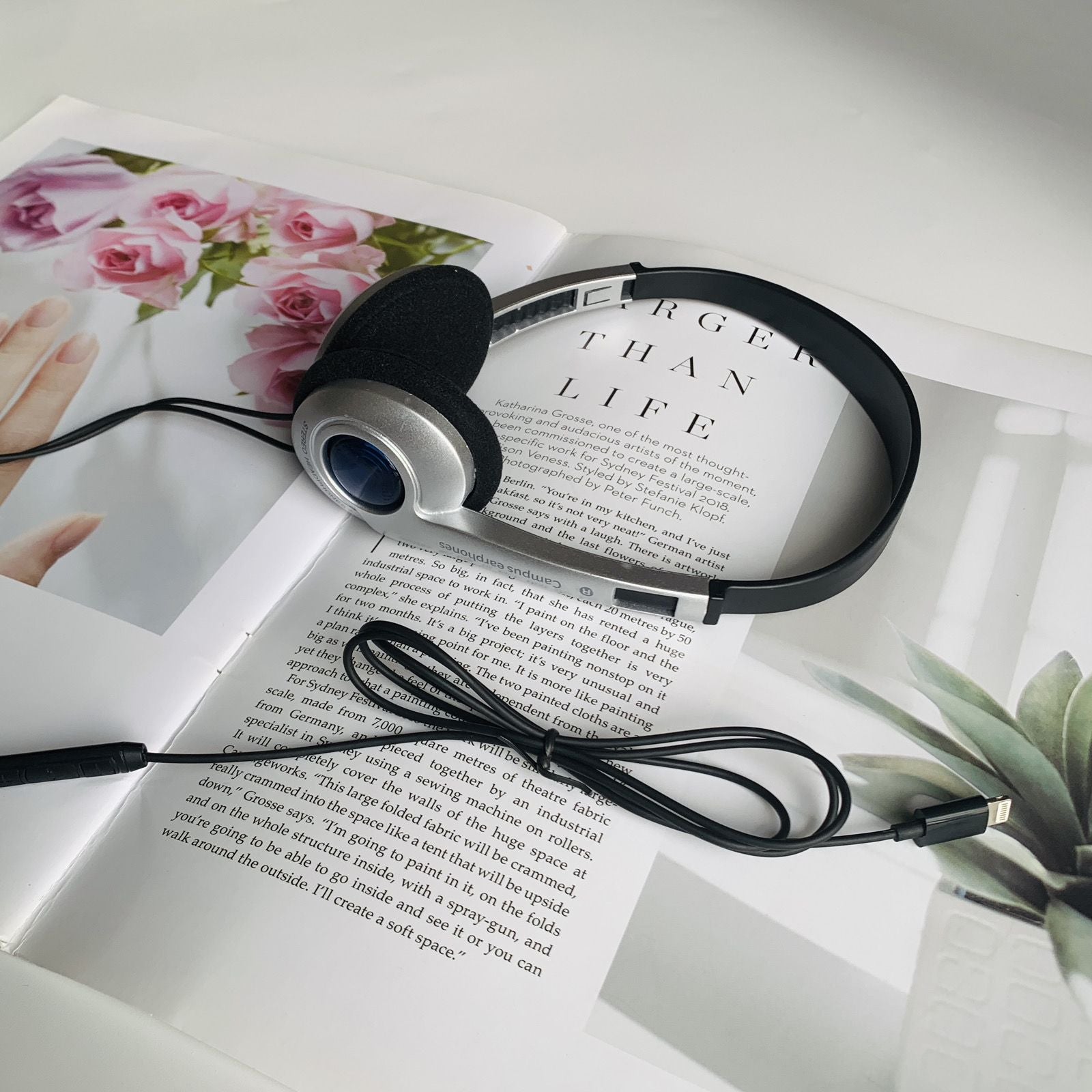 Retro Wired Headset Lightweight Compatible with Apple Huawei