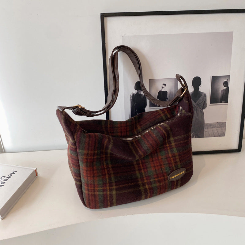 Retro Woolen Plaid Shoulder Bag