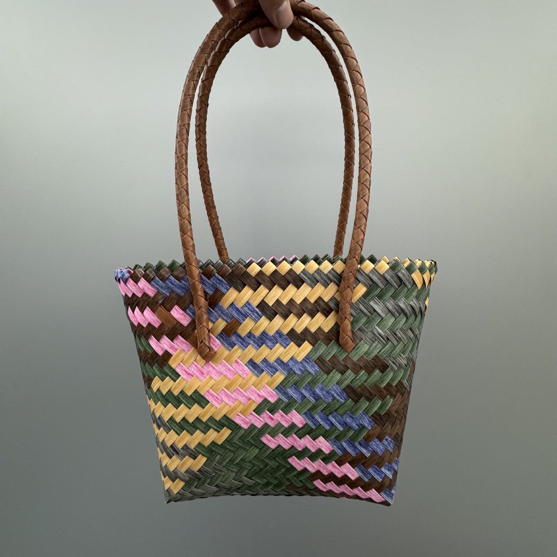 Retro Woven Bag